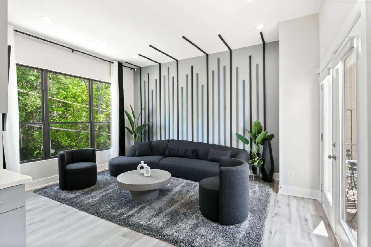 The Red Door - Ultra Modern Atlanta Home - Designedbydom Exterior foto